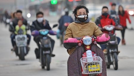 電動車的電池轉換效率低，跟逆變器使用的MOS管有關